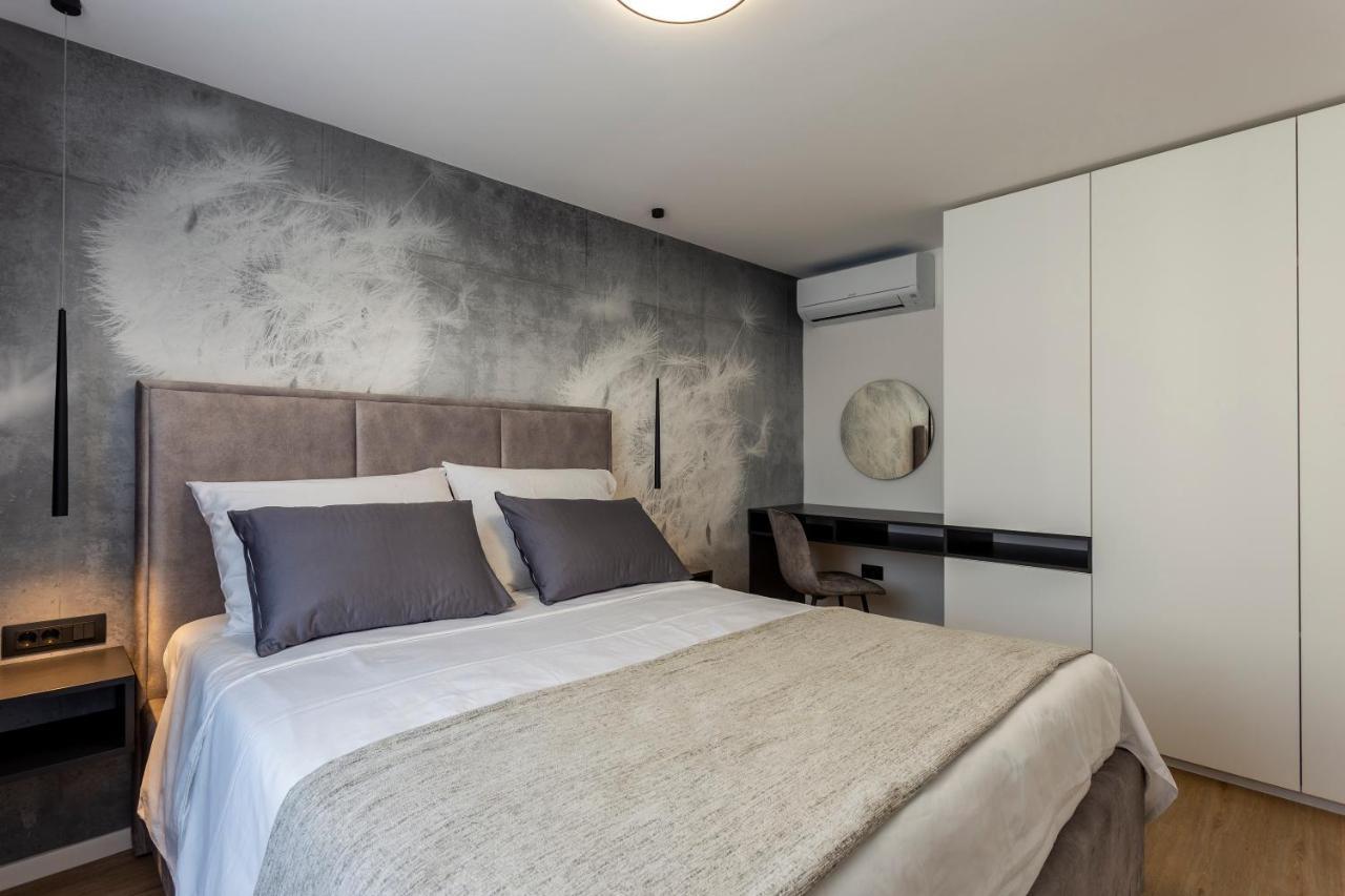 Apartman Izis Centar Pule 普拉 外观 照片
