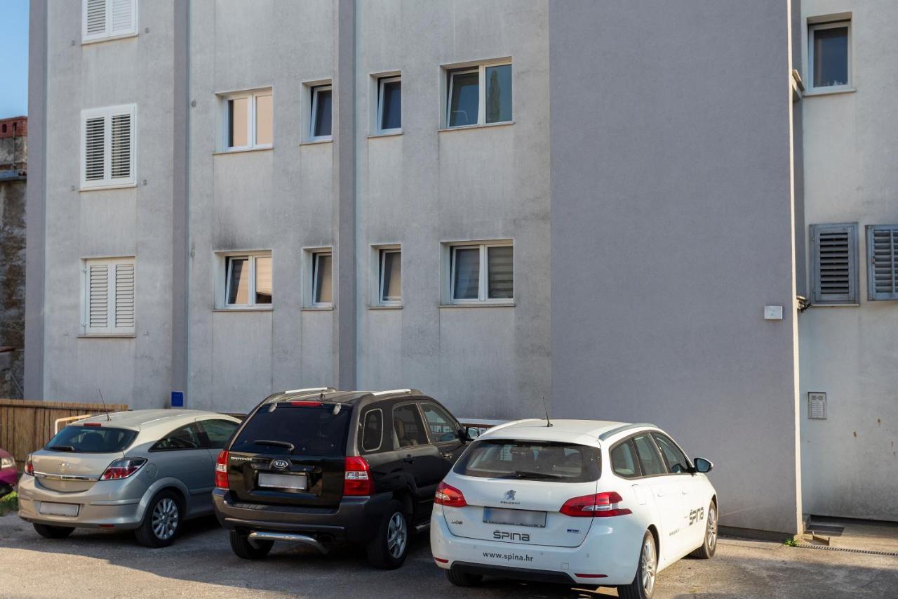 Apartman Izis Centar Pule 普拉 外观 照片