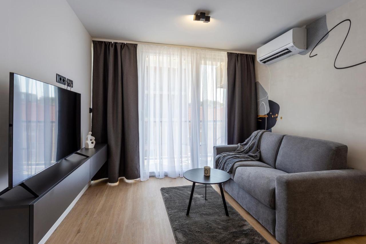 Apartman Izis Centar Pule 普拉 外观 照片