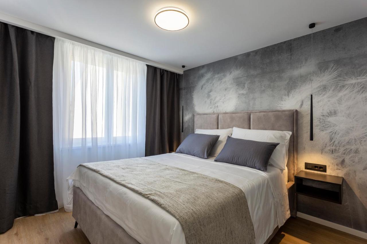 Apartman Izis Centar Pule 普拉 外观 照片